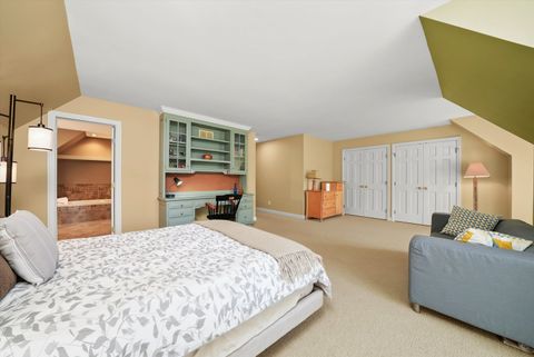 Tiny photo for 18 S Wynstone Drive, North Barrington, IL 60010 (MLS # 12495652)