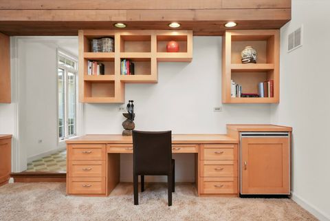 Tiny photo for 18 S Wynstone Drive, North Barrington, IL 60010 (MLS # 12495652)