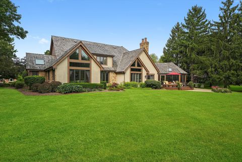 Tiny photo for 18 S Wynstone Drive, North Barrington, IL 60010 (MLS # 12495652)