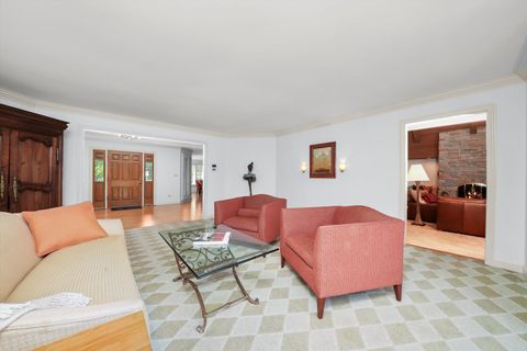 Tiny photo for 18 S Wynstone Drive, North Barrington, IL 60010 (MLS # 12495652)