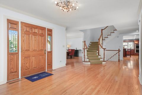 Tiny photo for 18 S Wynstone Drive, North Barrington, IL 60010 (MLS # 12495652)