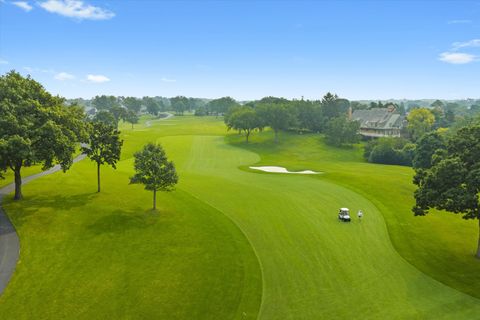 Tiny photo for 18 S Wynstone Drive, North Barrington, IL 60010 (MLS # 12495652)