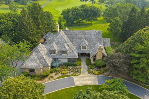 18 S Wynstone Drive North Barrington IL 60010