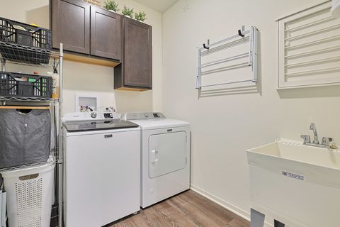 Tiny photo for 1145 Heritage Court, Pingree Grove, IL 60140 (MLS # 12574930)