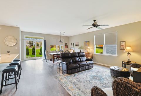 Tiny photo for 1145 Heritage Court, Pingree Grove, IL 60140 (MLS # 12574930)