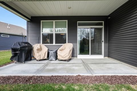 Tiny photo for 1145 Heritage Court, Pingree Grove, IL 60140 (MLS # 12574930)