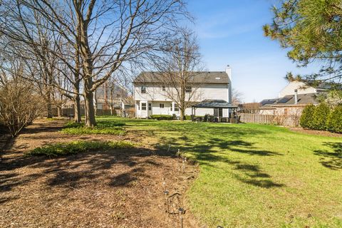 Tiny photo for 302 Chateau Drive, Buffalo Grove, IL 60089 (MLS # 12593870)