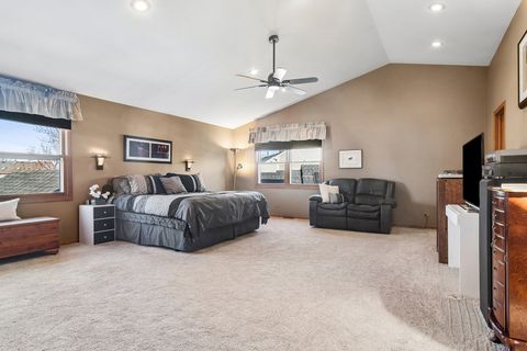 Tiny photo for 302 Chateau Drive, Buffalo Grove, IL 60089 (MLS # 12593870)