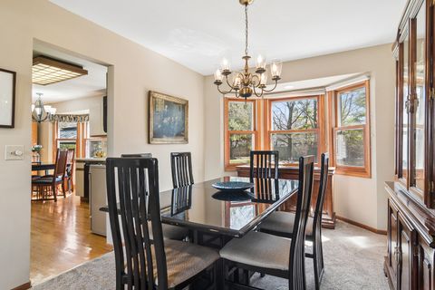 Tiny photo for 302 Chateau Drive, Buffalo Grove, IL 60089 (MLS # 12593870)