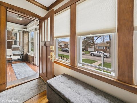 Tiny photo for 3328 Vernon Avenue, Brookfield, IL 60513 (MLS # 12488251)
