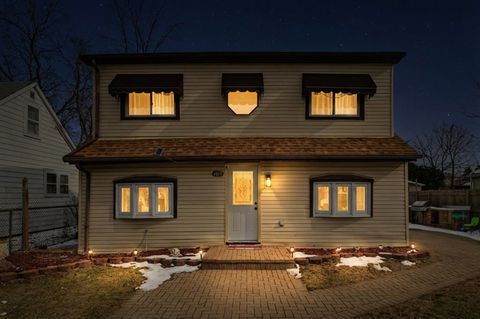 Tiny photo for 4815 S Lotus Avenue, Chicago, IL 60638 (MLS # 12565976)