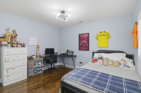 Tiny photo for 4815 S Lotus Avenue, Chicago, IL 60638 (MLS # 12565976)