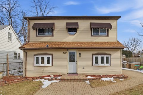 Photo of 4815 S Lotus Avenue, Chicago, IL 60638 (MLS # 12565976)