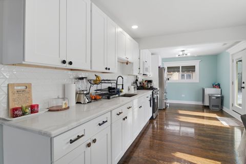 Tiny photo for 4815 S Lotus Avenue, Chicago, IL 60638 (MLS # 12565976)