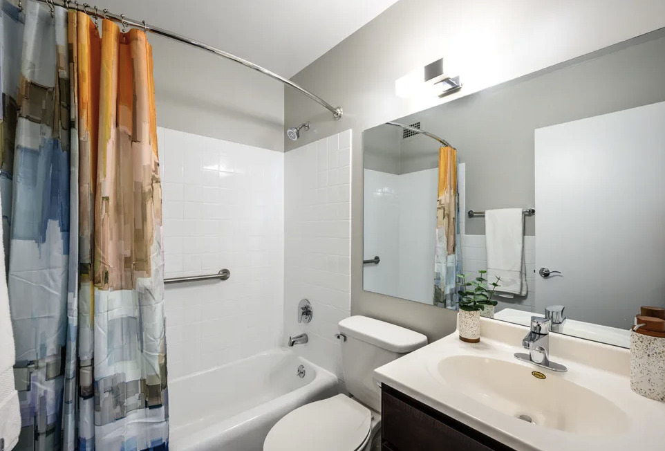 5600 N Sheridan Road 3D