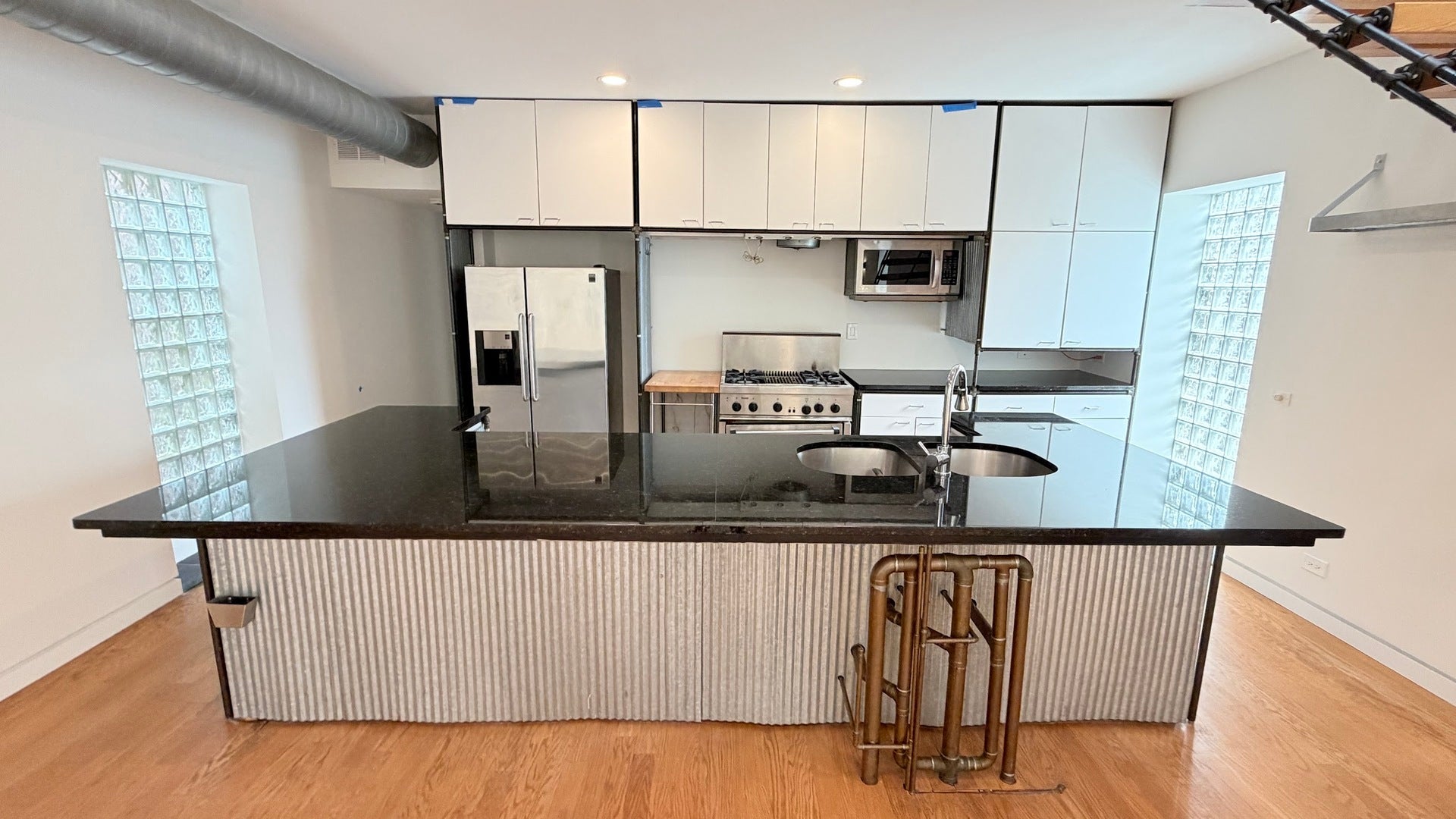 1945 W Thomas Street 2