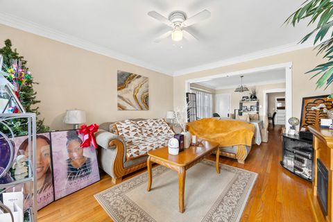 Tiny photo for 2610 Glos Avenue, Bellwood, IL 60104 (MLS # 12586885)