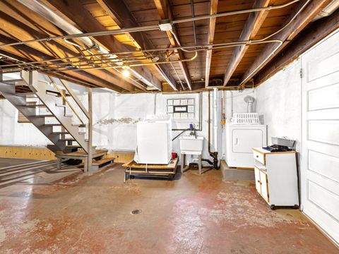 Tiny photo for 2610 Glos Avenue, Bellwood, IL 60104 (MLS # 12586885)