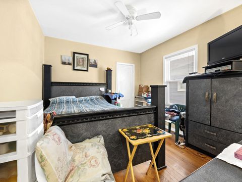 Tiny photo for 2610 Glos Avenue, Bellwood, IL 60104 (MLS # 12586885)