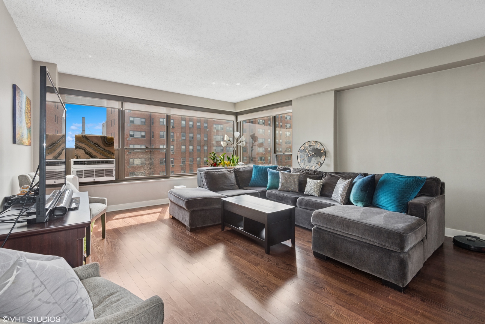 2930 N SHERIDAN Road 1512