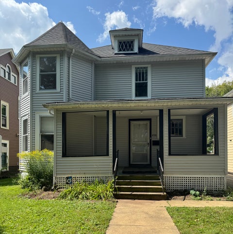 Photo of 838 Hickory Street, Waukegan, IL 60085 (MLS # 12746162)