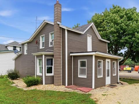 Tiny photo for 322 E Carroll Street, Lanark, IL 61046 (MLS # 12718591)