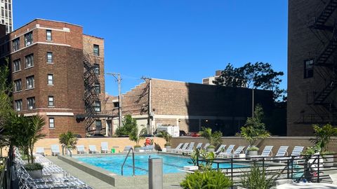 Tiny photo for 2400 N Lakeview Avenue #606, Chicago, IL 60614 (MLS # 12497240)