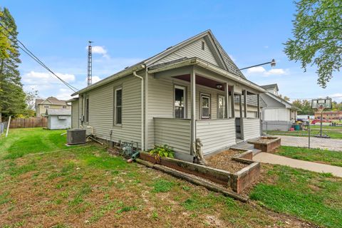 Tiny photo for 7 Lincoln Street, Harvard, IL 60033 (MLS # 12495978)