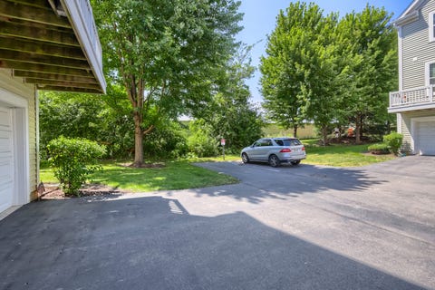 Tiny photo for 5630 Cambridge Way, Hanover Park, IL 60133 (MLS # 12722360)