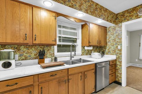 Tiny photo for 1208 W Union Street, Champaign, IL 61821 (MLS # 12478591)