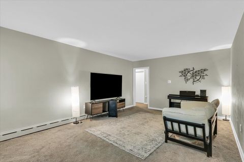 Tiny photo for 1208 W Union Street, Champaign, IL 61821 (MLS # 12478591)