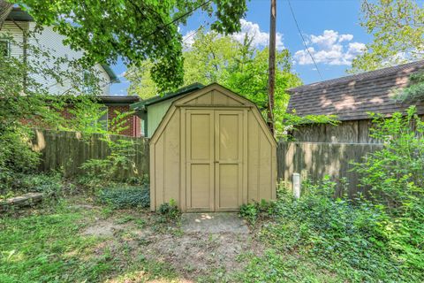 Tiny photo for 1208 W Union Street, Champaign, IL 61821 (MLS # 12478591)
