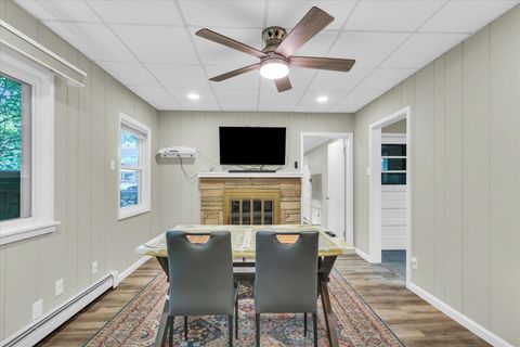 Tiny photo for 1208 W Union Street, Champaign, IL 61821 (MLS # 12478591)