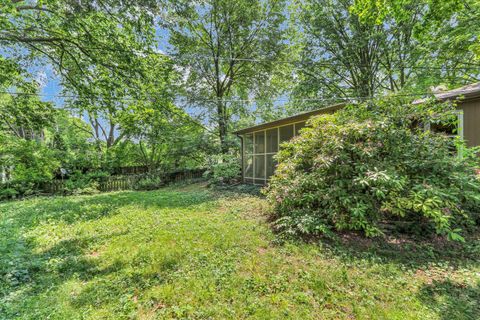 Tiny photo for 1208 W Union Street, Champaign, IL 61821 (MLS # 12478591)