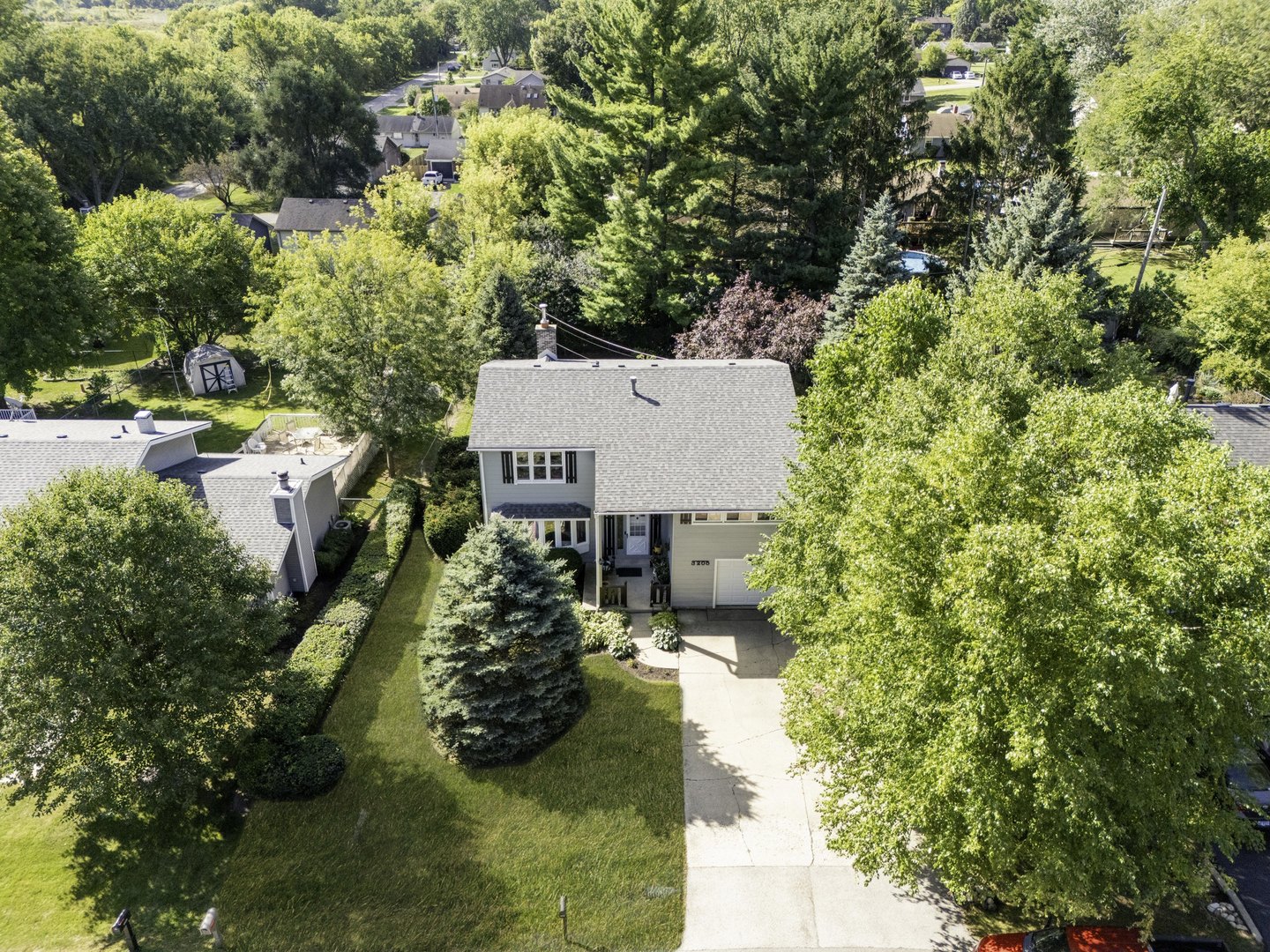 3205 W Vista Terrace