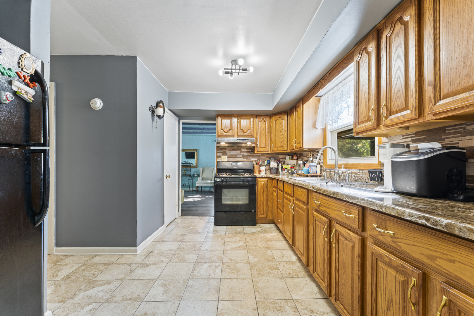 3205 W Vista Terrace