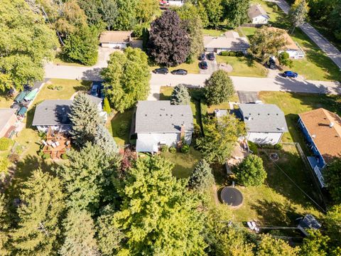 Tiny photo for 3205 W Vista Terrace, McHenry, IL 60050 (MLS # 12492199)