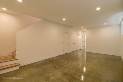 Tiny photo for 6123 S Ellis Avenue, Chicago, IL 60637 (MLS # 12437155)