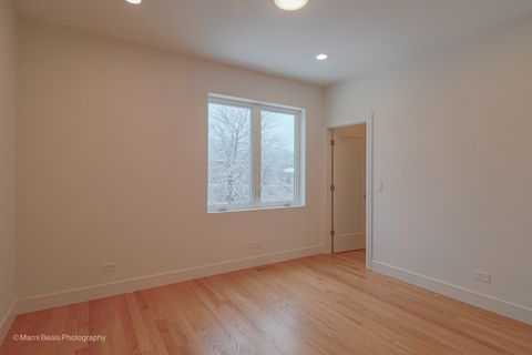 Tiny photo for 6123 S Ellis Avenue, Chicago, IL 60637 (MLS # 12437155)