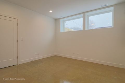 Tiny photo for 6123 S Ellis Avenue, Chicago, IL 60637 (MLS # 12437155)