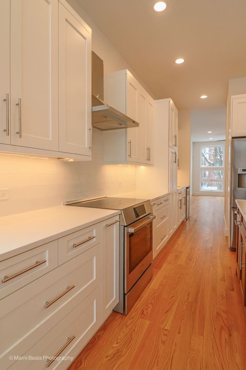 Tiny photo for 6123 S Ellis Avenue, Chicago, IL 60637 (MLS # 12437155)