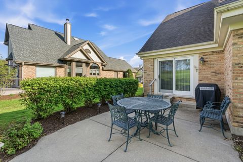 Tiny photo for 10650 Golf Road, Orland Park, IL 60462 (MLS # 12596083)