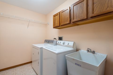 Tiny photo for 10650 Golf Road, Orland Park, IL 60462 (MLS # 12596083)