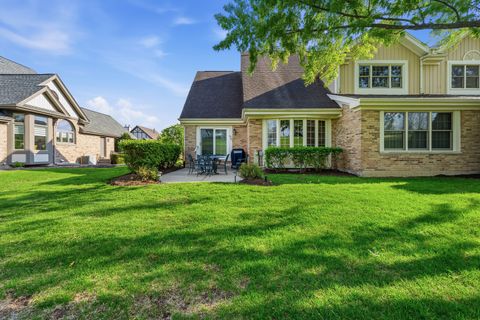 Tiny photo for 10650 Golf Road, Orland Park, IL 60462 (MLS # 12596083)