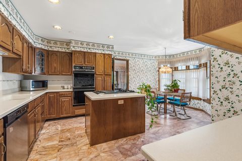 Tiny photo for 10650 Golf Road, Orland Park, IL 60462 (MLS # 12596083)