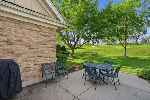 Tiny photo for 10650 Golf Road, Orland Park, IL 60462 (MLS # 12596083)
