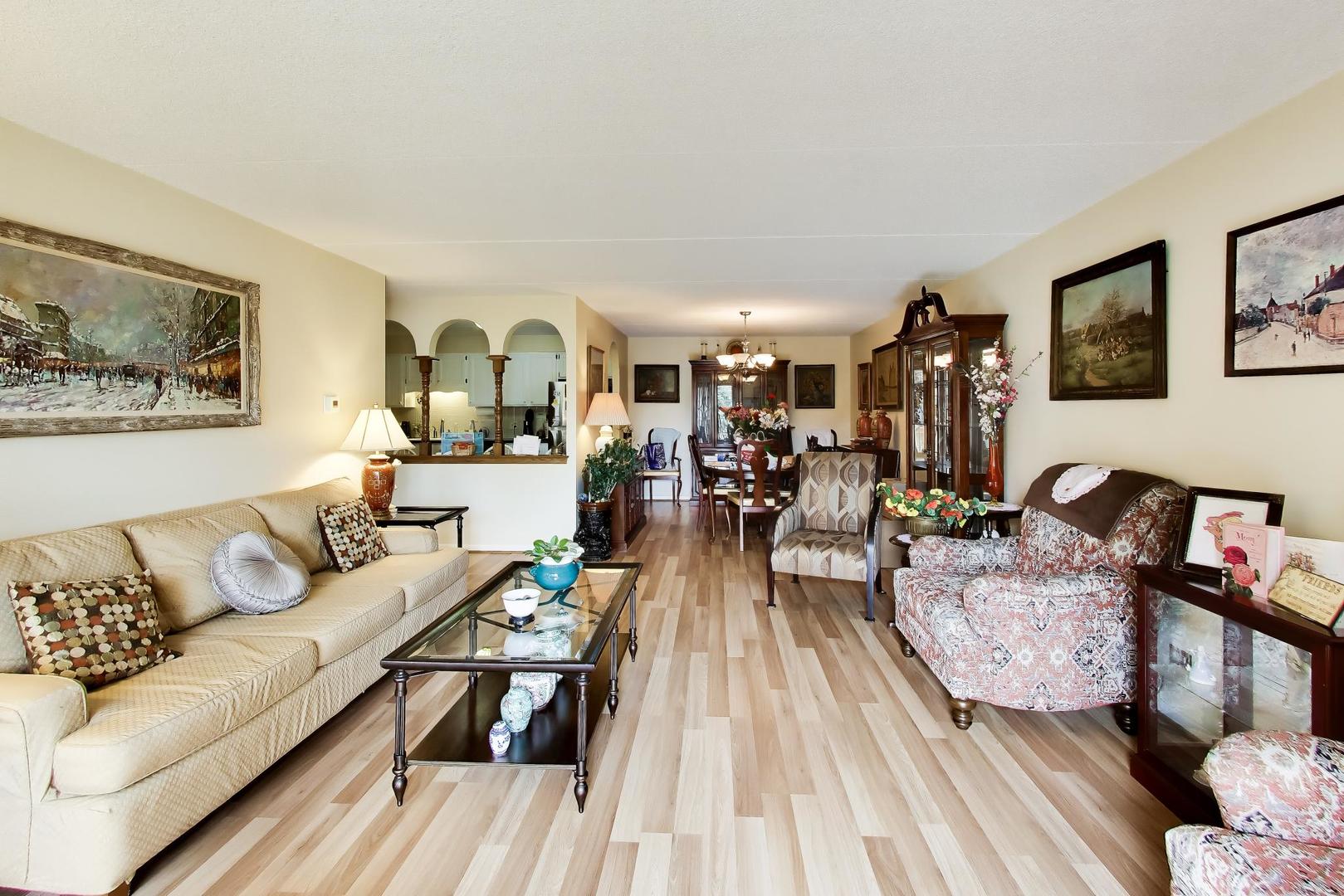 6455 W Belle Plaine Avenue 411