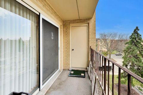 Tiny photo for 6455 W Belle Plaine Avenue #411, Chicago, IL 60634 (MLS # 12572993)