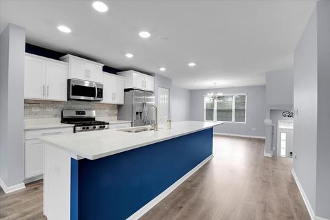 Tiny photo for 912 Bradford Drive, Naperville, IL 60563 (MLS # 12500651)