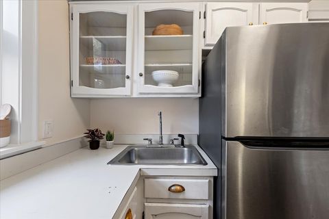 Tiny photo for 1216 Central Street #2W, Evanston, IL 60201 (MLS # 12510744)
